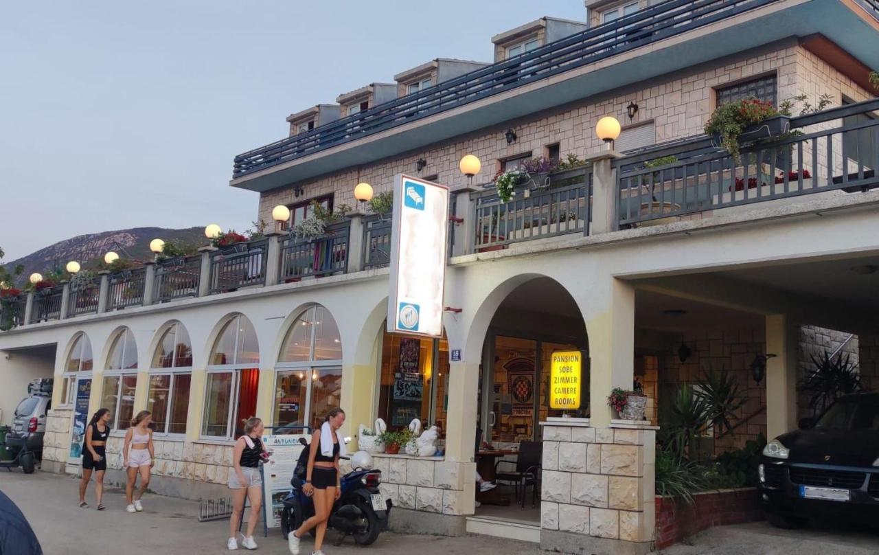 Hotel Pansion Antunovic Trpanj Exterior foto