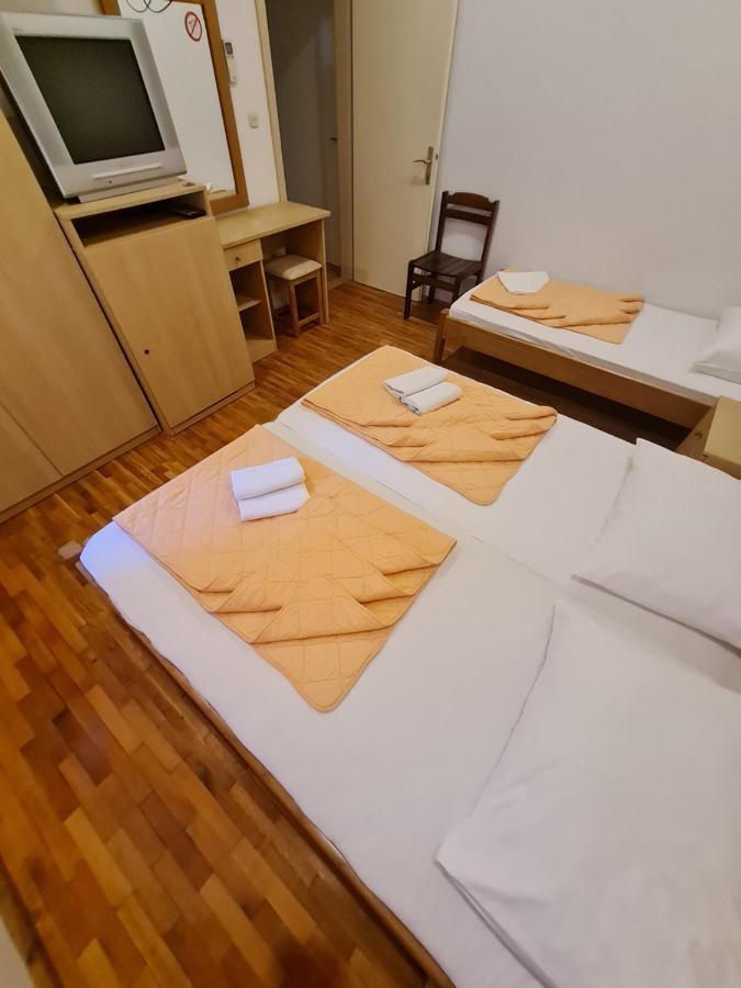 Hotel Pansion Antunovic Trpanj Zimmer foto
